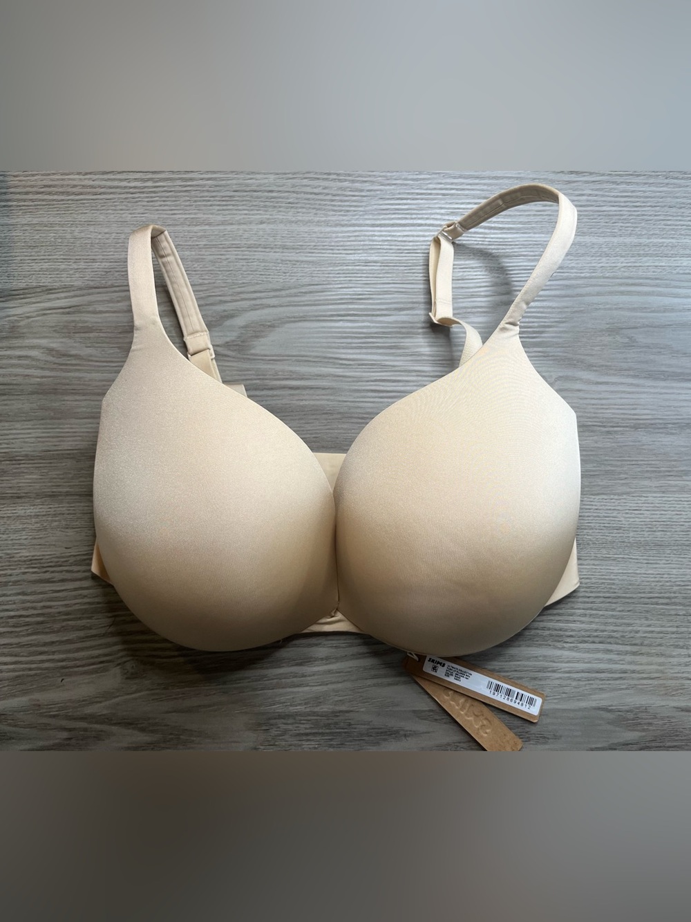 SKIMS Ulimate Push Up Plunge Bra in SAND Size 34DDD